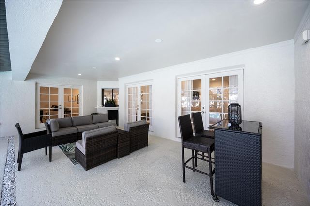 14817 FARNHAM WAY, Tampa, FL 33624