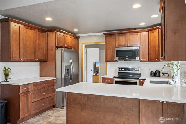 29428 85th Avenue Ct S, Roy, WA 98580