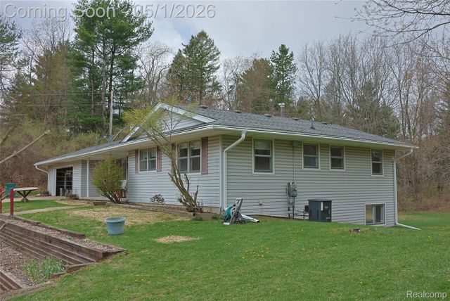 2775 Hummer Lake Road, Brandon Charter Township, MI 48462