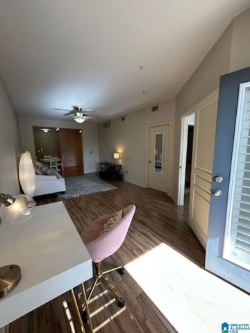 401 20th St S Apt 305, Birmingham, AL 35233