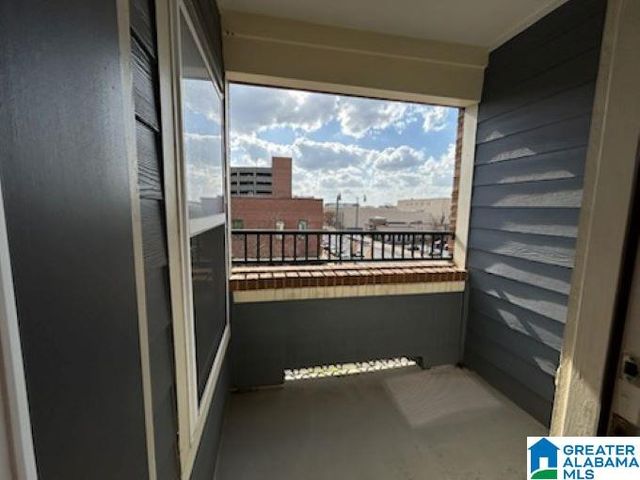 401 20th St S Apt 305, Birmingham, AL 35233