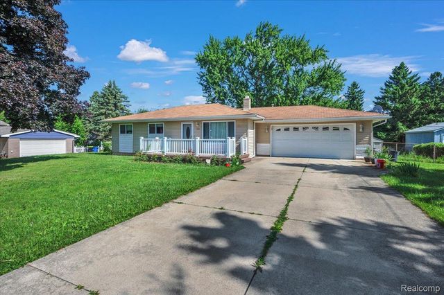 2141 Willot Road, Auburn Hills, MI 48326