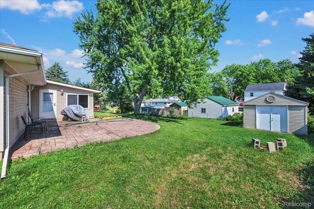 2141 Willot Road, Auburn Hills, MI 48326