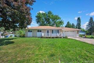 2141 Willot Road, Auburn Hills, MI 48326