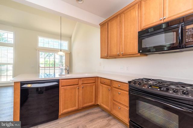 1824 EMERALD DR, Orefield, PA 18069