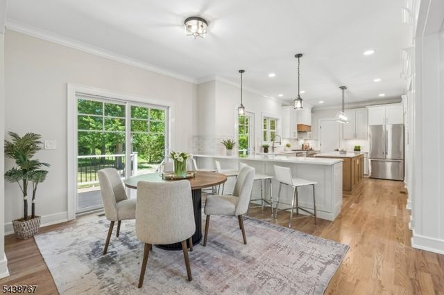 12 Rever Dr, Florham Park Boro, NJ 07932