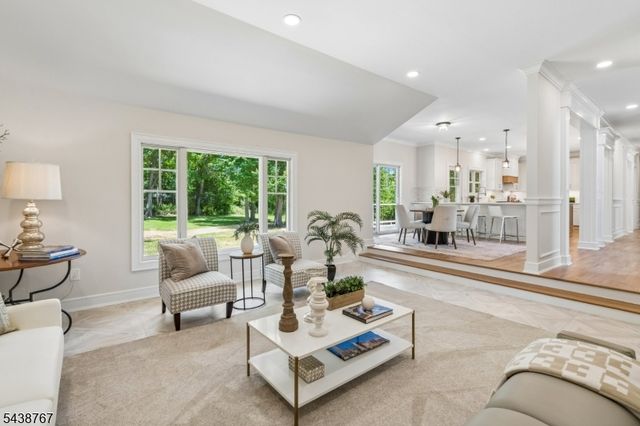 12 Rever Dr, Florham Park Boro, NJ 07932