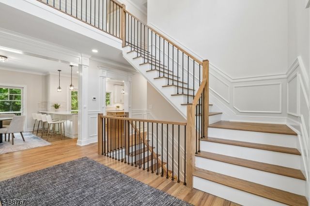 12 Rever Dr, Florham Park Boro, NJ 07932