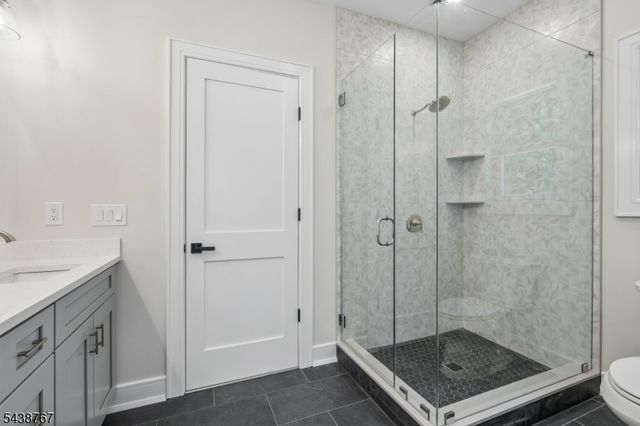 12 Rever Dr, Florham Park Boro, NJ 07932