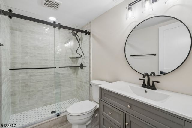 12 Rever Dr, Florham Park Boro, NJ 07932
