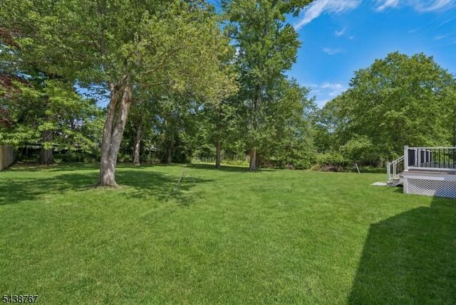 12 Rever Dr, Florham Park Boro, NJ 07932