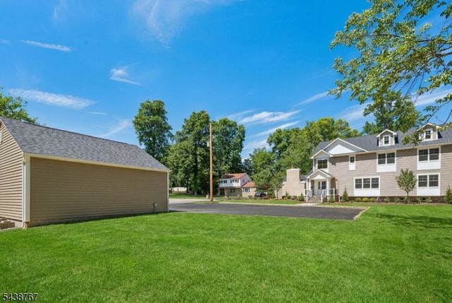 12 Rever Dr, Florham Park Boro, NJ 07932