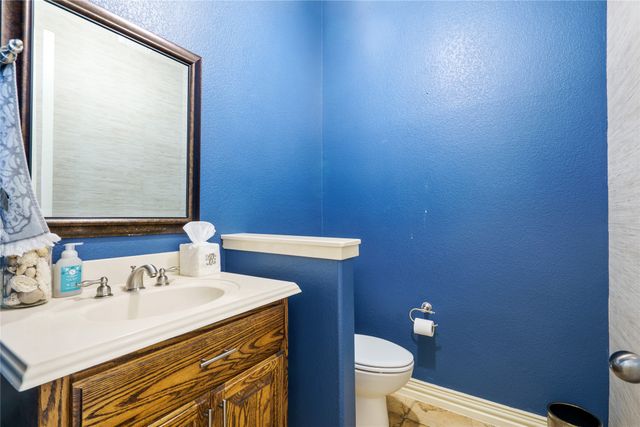 6317 Creekwood Court, Sachse, TX 75048