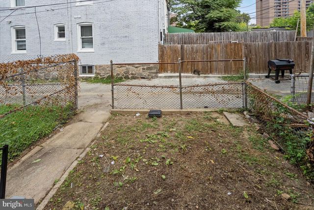 2946 ARUNAH AVE, Baltimore, MD 21216