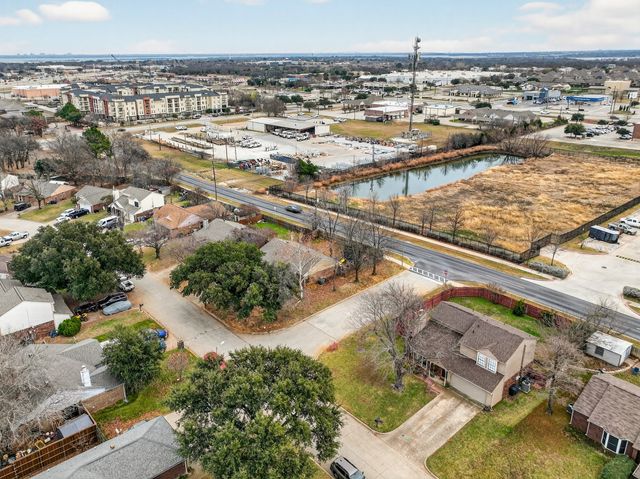 3656 Fairview Drive, Corinth, TX 76210