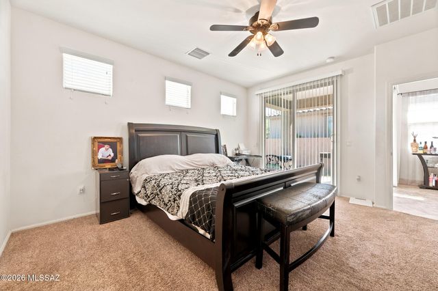 6723 W Fishermans Drive, Tucson, AZ 85757