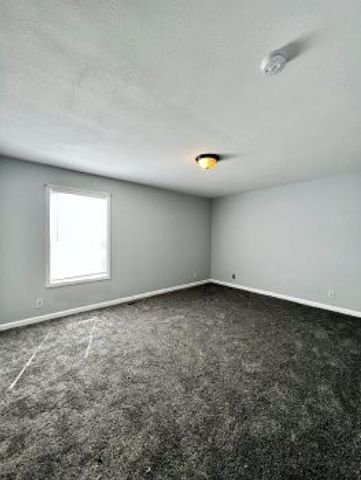 374 Jack Miller Blvd Apt E, Clarksville, TN 37042