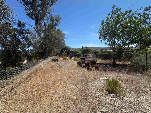 11535 Elbert Ct., San Diego, CA 92126