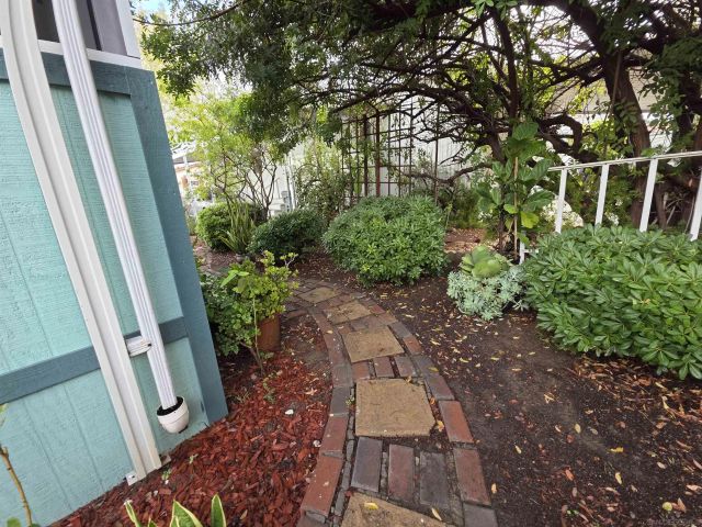 4832 Old Cliffs Rd, San Diego, CA 92120