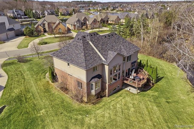 8851 Stoney Creek Drive, South Lyon, MI 48178