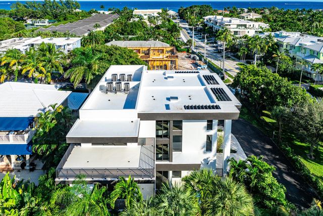 810 Andrews Avenue, Delray Beach, FL 33483