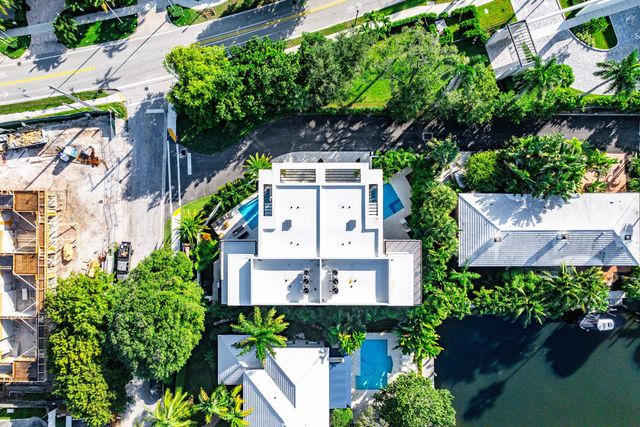 810 Andrews Avenue, Delray Beach, FL 33483