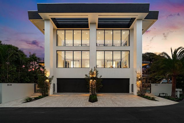 810 Andrews Avenue, Delray Beach, FL 33483