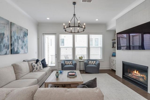 6767 Prelude Drive, Sandy Springs, GA 30328