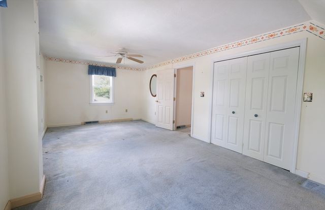 7 Holly St, Halifax, MA 02338