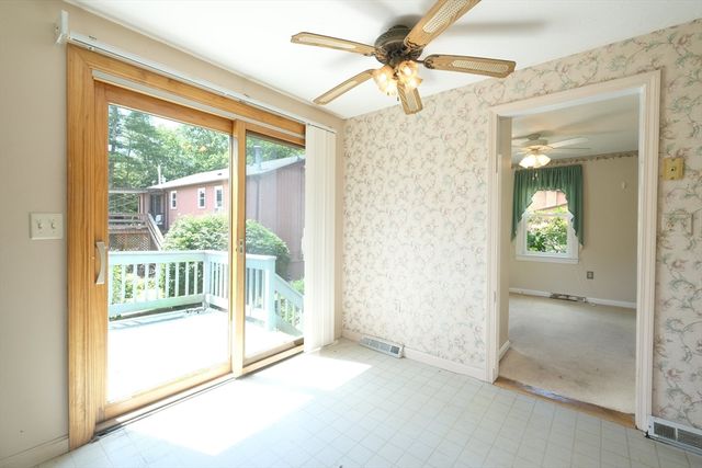 7 Holly St, Halifax, MA 02338
