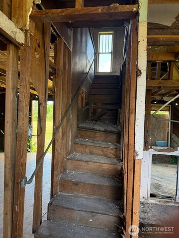 673 Monte-Elma Road, Montesano, WA 98563