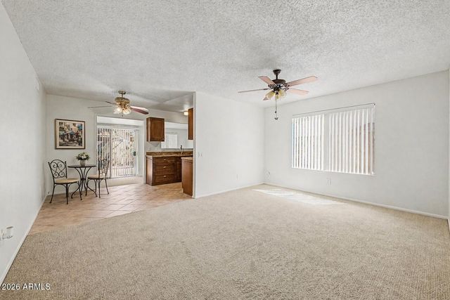 1946 E GRANDVIEW Drive, Phoenix, AZ 85022