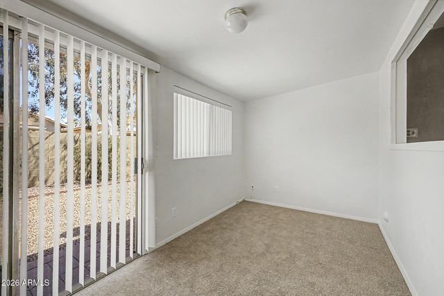 1946 E GRANDVIEW Drive, Phoenix, AZ 85022