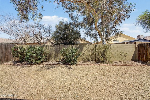 1946 E GRANDVIEW Drive, Phoenix, AZ 85022