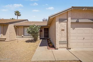 1946 E GRANDVIEW Drive, Phoenix, AZ 85022
