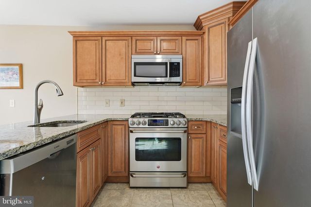 1613 LAKEVIEW CIR, Yardley, PA 19067