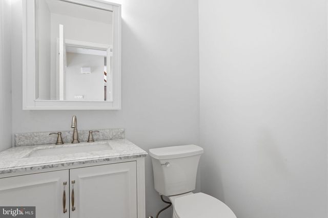 1613 LAKEVIEW CIR, Yardley, PA 19067