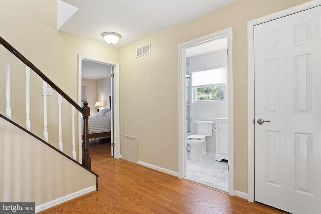 1613 LAKEVIEW CIR, Yardley, PA 19067