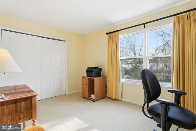 1613 LAKEVIEW CIR, Yardley, PA 19067