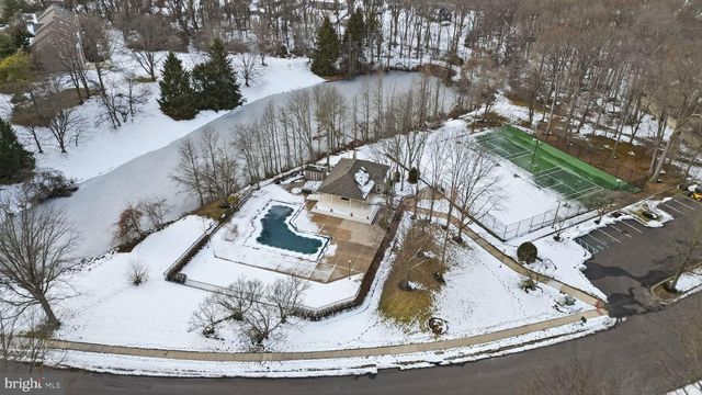 1613 LAKEVIEW CIR, Yardley, PA 19067