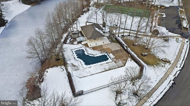 1613 LAKEVIEW CIR, Yardley, PA 19067