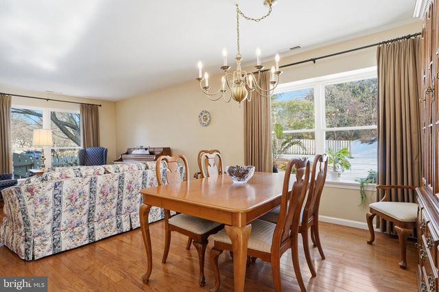 1613 LAKEVIEW CIR, Yardley, PA 19067