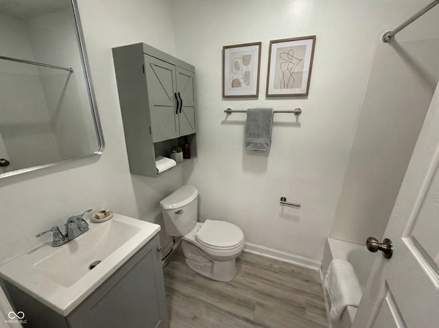 2823 N Gladstone Avenue, Indianapolis, IN 46218