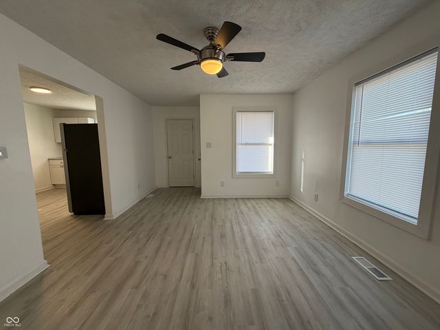 2823 N Gladstone Avenue, Indianapolis, IN 46218