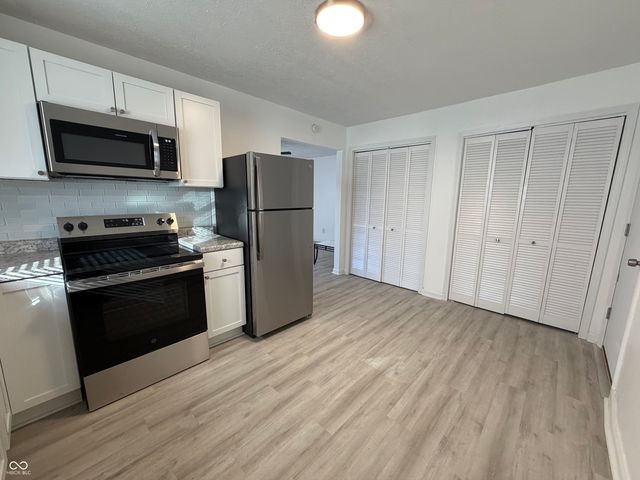 2823 N Gladstone Avenue, Indianapolis, IN 46218