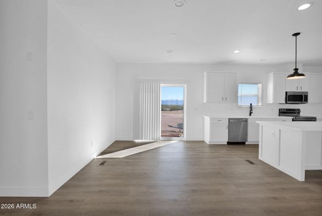 30211 N 231st Avenue 1, Wittmann, AZ 85361