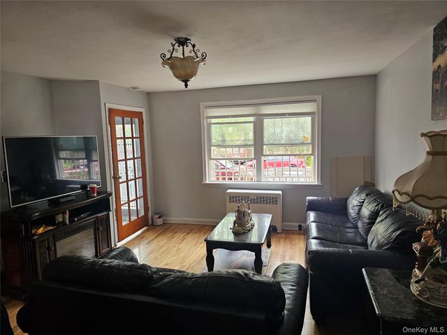 11474 225th Street, Cambria Heights, NY 11411