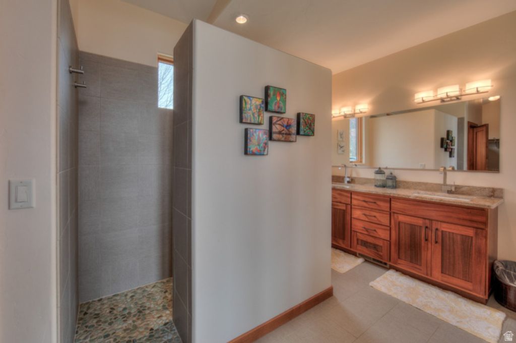 Image 11 of property listing at 425 AMBER LN, Castle Valley, UT 84532