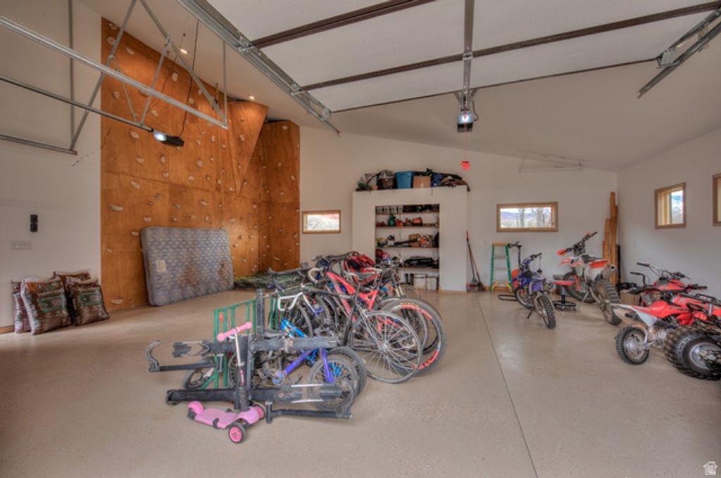 Image 20 of property listing at 425 AMBER LN, Castle Valley, UT 84532