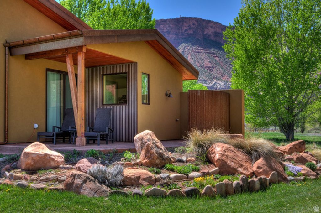 Image 24 of property listing at 425 AMBER LN, Castle Valley, UT 84532